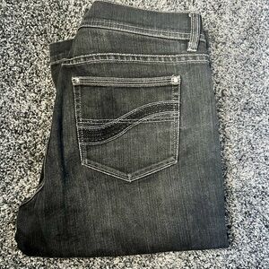 White House Black Market | black denim capris - 8